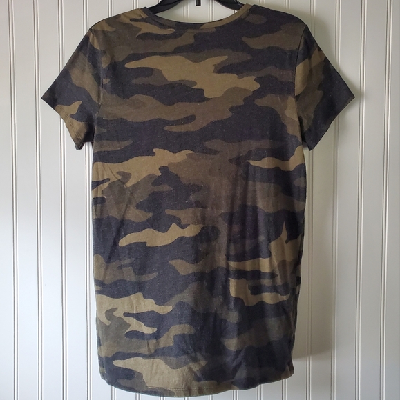 PINK Green Black Camo Shirt Women's Sz L - Picture 2 of 2